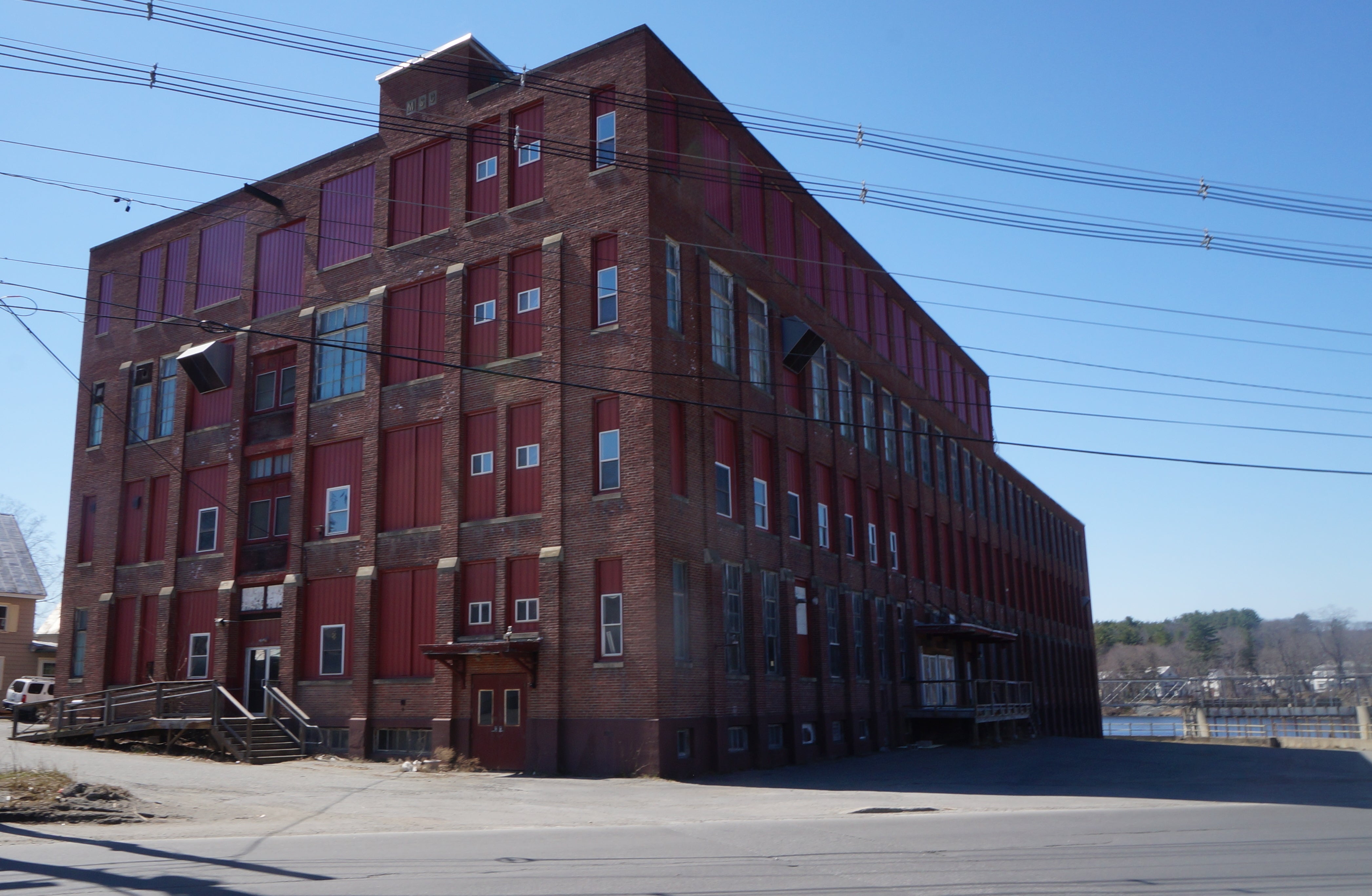 Plan to turn former Skowhegan mill into brewery still on track